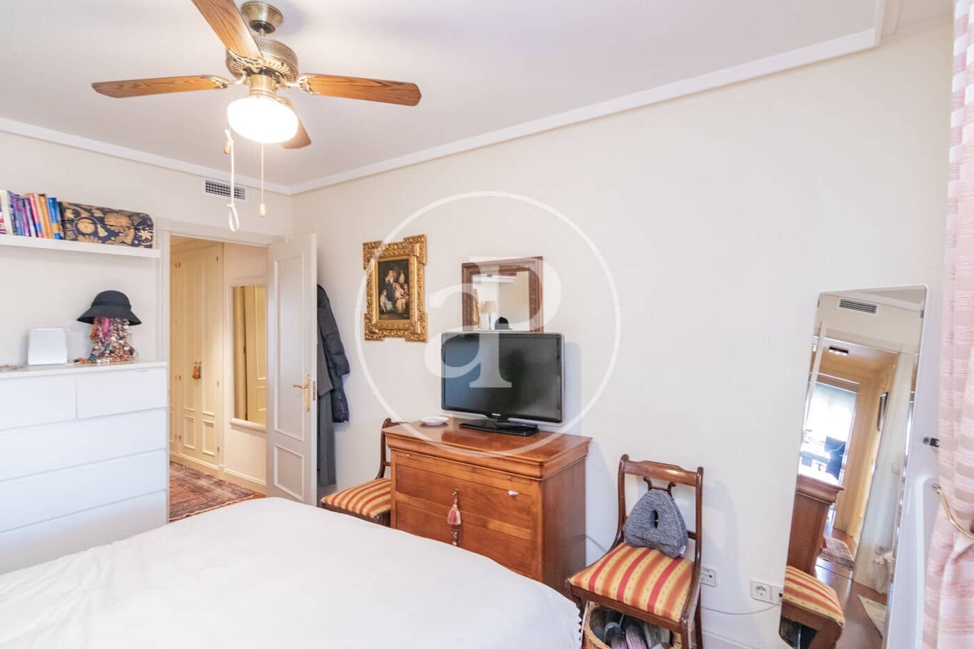 3 sovrum Lägenhet till salu i Madrid stad med pool - 870 000 € (Ref: 9714950)