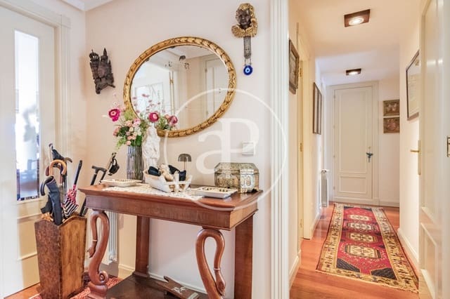 3 Zimmer Apartment zu verkaufen in Alameda de Osuna, Madrid Stadt mit Pool - 870.000 € (Ref: 9714950)