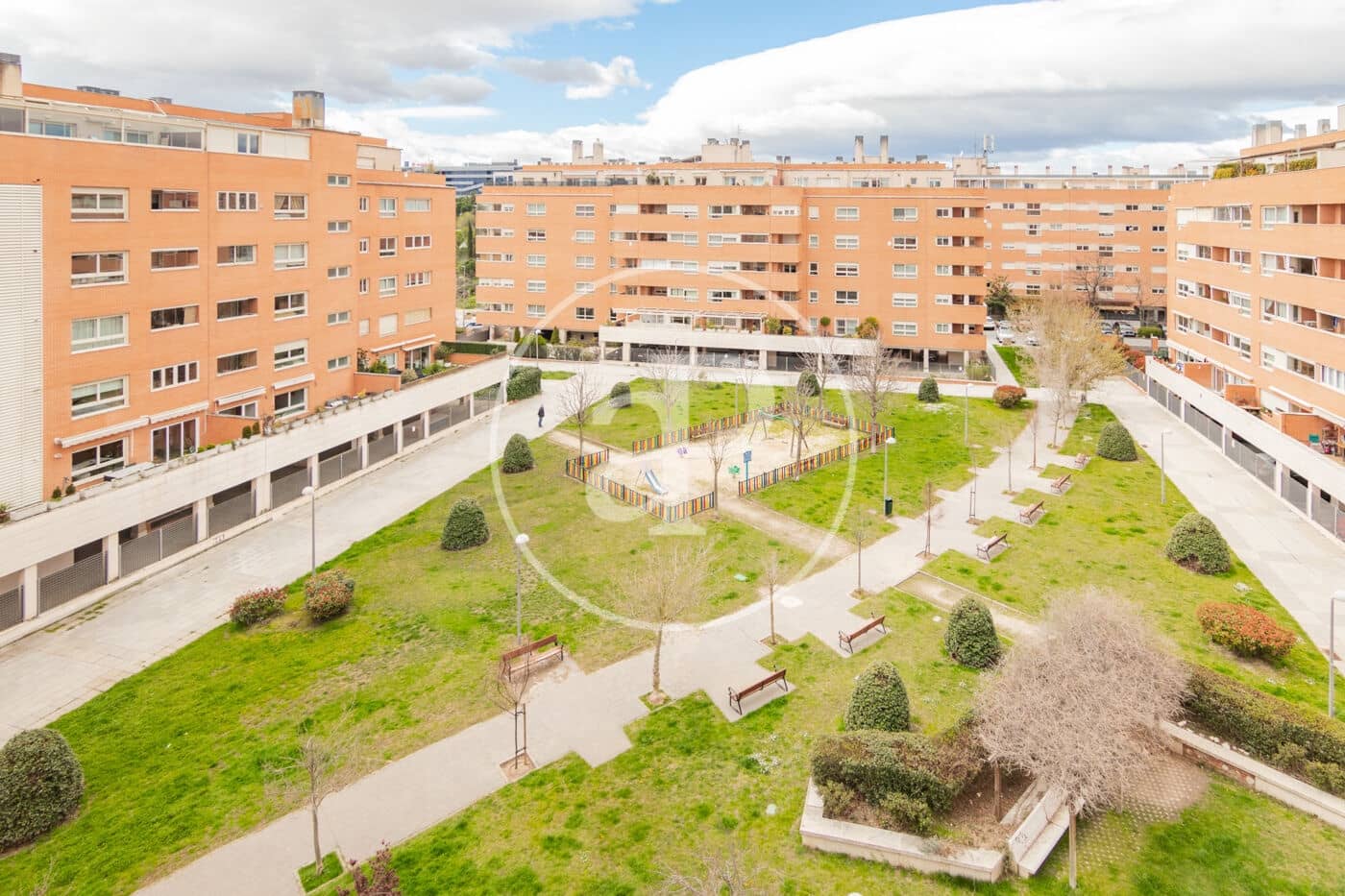 3 sovrum Lägenhet till salu i Madrid stad med pool - 870 000 € (Ref: 9714950)