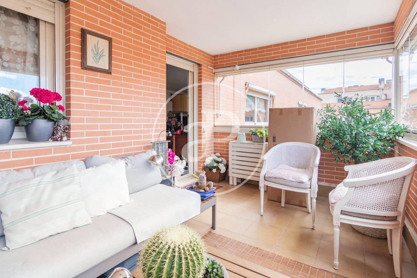 3 sovrum Lägenhet till salu i Madrid stad med pool - 870 000 € (Ref: 9714950)