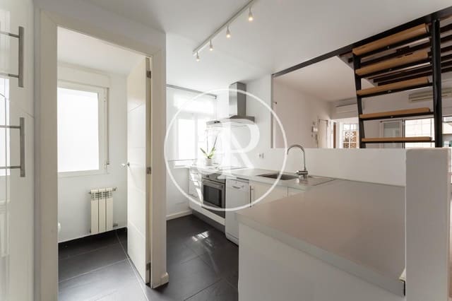 2 slaapkamer Penthouse te huur in Lista, Madrid stad - € 2.300 (Ref: 9719965)