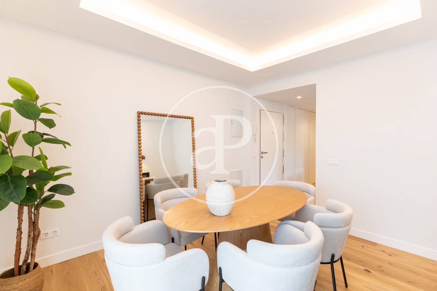 3 bedroom Apartment for sale in Madrid city - € 1,890,000 (Ref: 9719966)