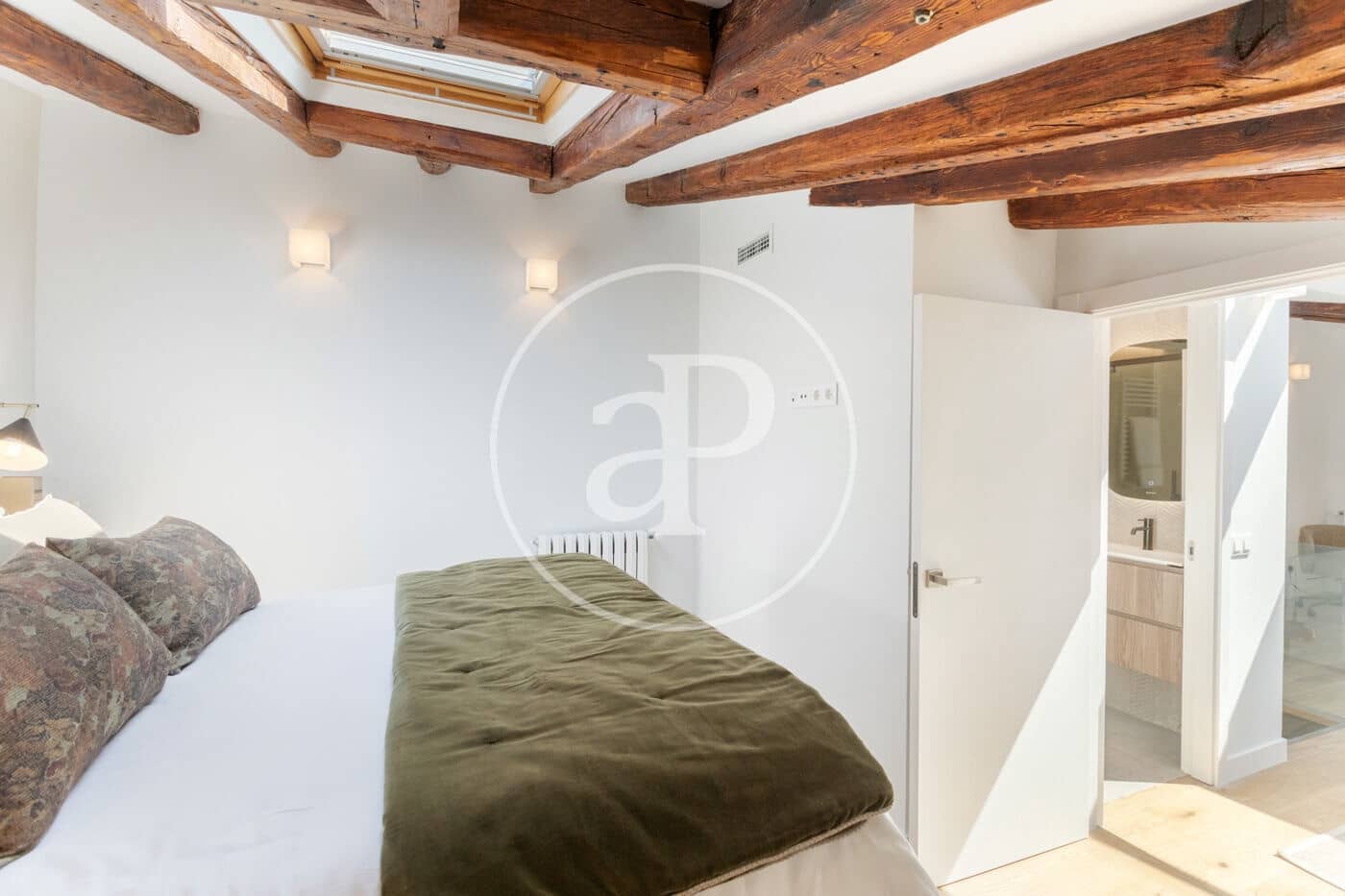 3 bedroom Apartment for sale in Madrid city - € 1,890,000 (Ref: 9719966)