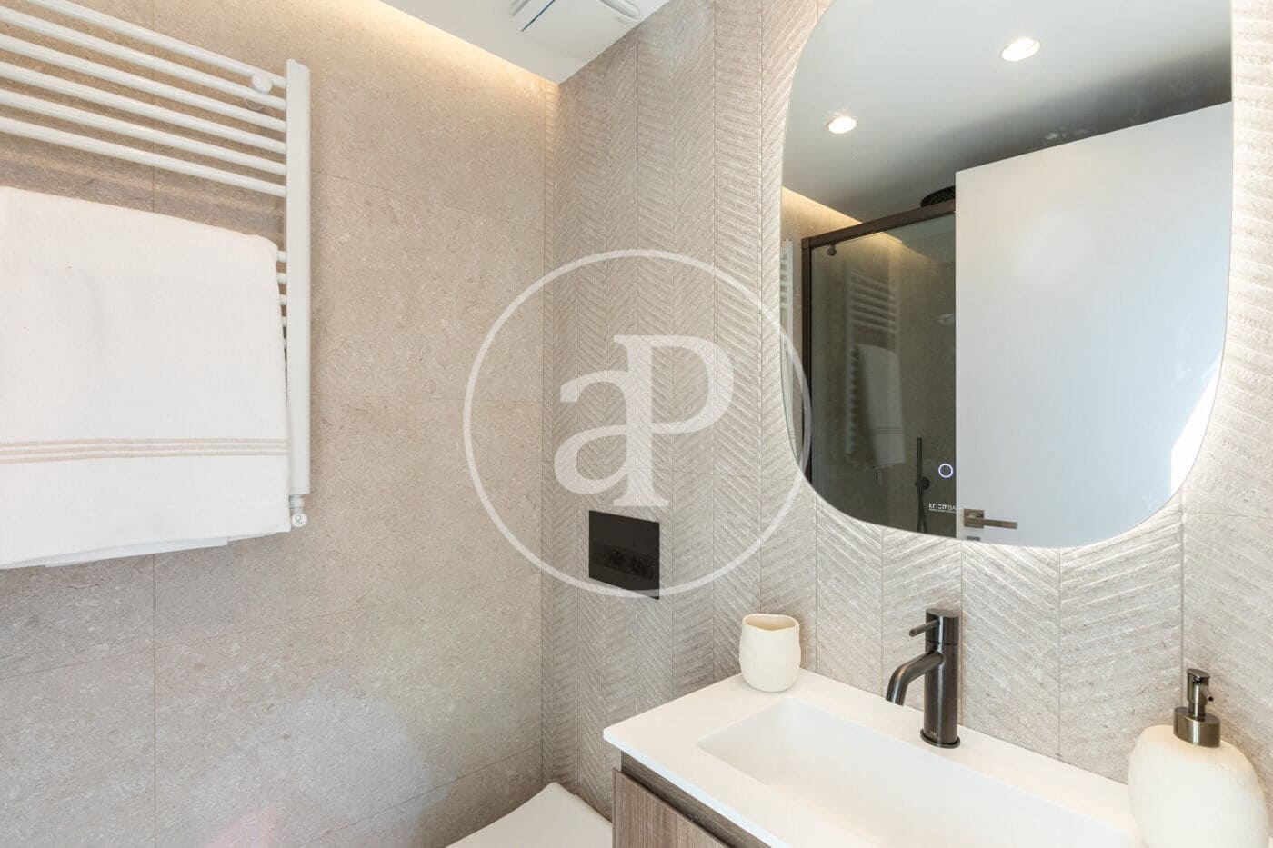 3 bedroom Apartment for sale in Madrid city - € 1,890,000 (Ref: 9719966)