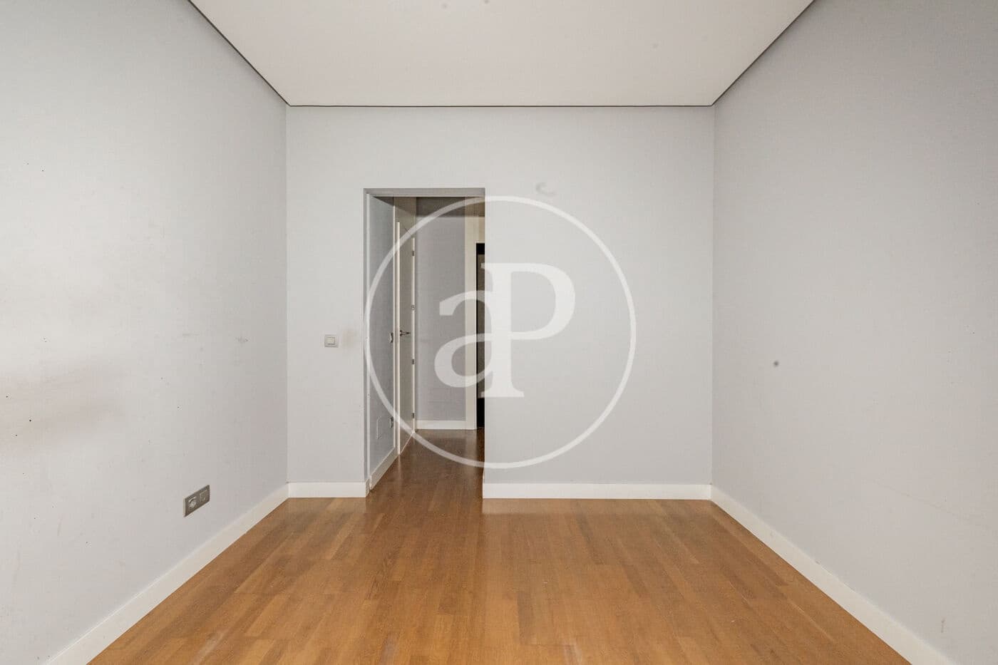 1 soveværelse Lejlighed til leje i Madrid by med swimmingpool - € 1.450 (Ref: 9719967)