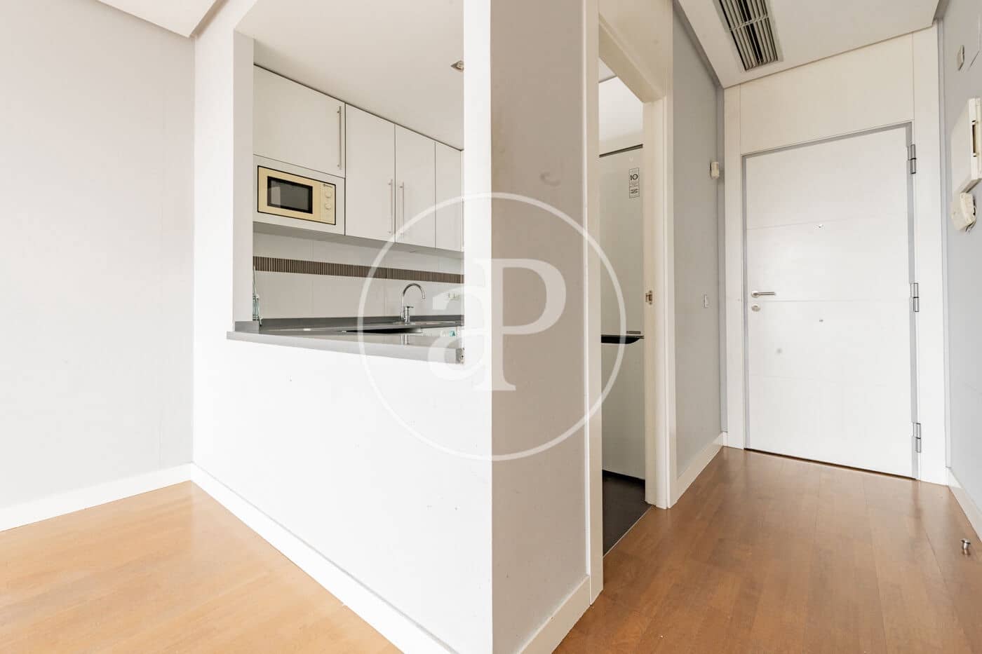 1 soveværelse Lejlighed til leje i Madrid by med swimmingpool - € 1.450 (Ref: 9719967)