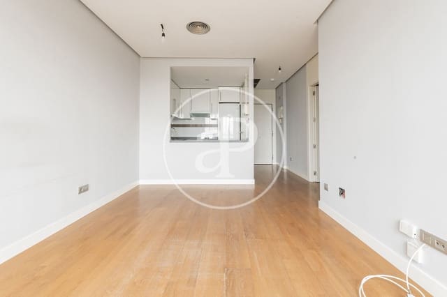 1 soveværelse Lejlighed til leje i Valdefuentes, Madrid by med swimmingpool - € 1.450 (Ref: 9719967)