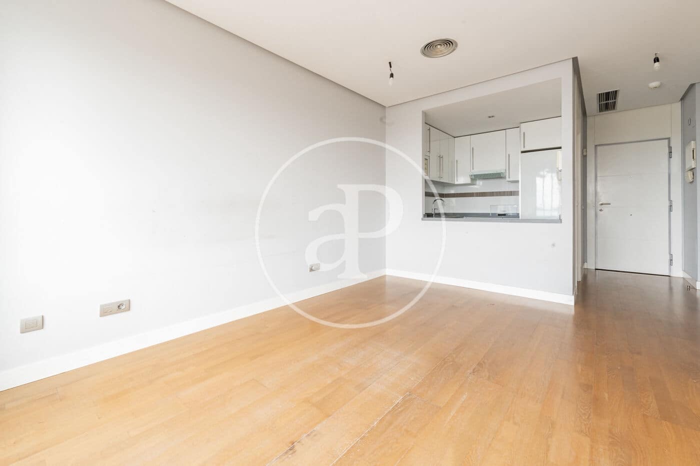 1 soveværelse Lejlighed til leje i Madrid by med swimmingpool - € 1.450 (Ref: 9719967)