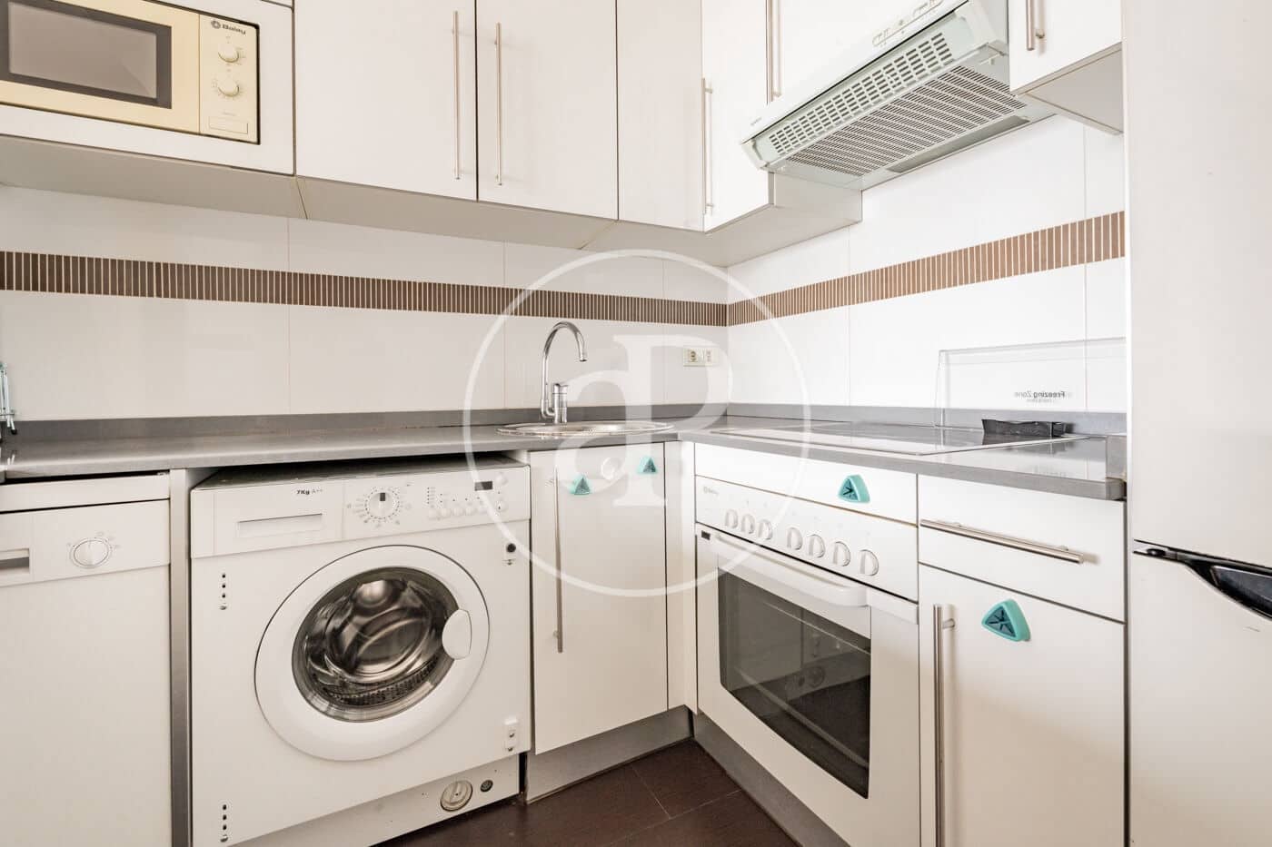 1 soveværelse Lejlighed til leje i Madrid by med swimmingpool - € 1.450 (Ref: 9719967)