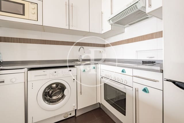 1 soveværelse Lejlighed til leje i Valdefuentes, Madrid by med swimmingpool - € 1.450 (Ref: 9719967)