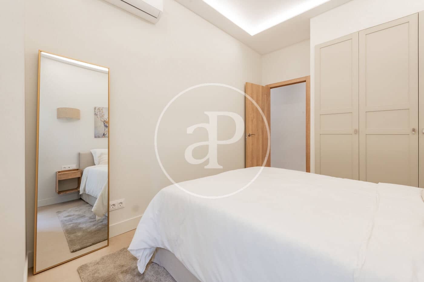 Apartamento de 3 habitaciones en Madrid ciudad en venta - 675.000 € (Ref: 9719968)