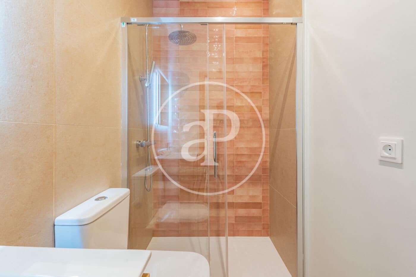 Apartamento de 3 habitaciones en Madrid ciudad en venta - 675.000 € (Ref: 9719968)