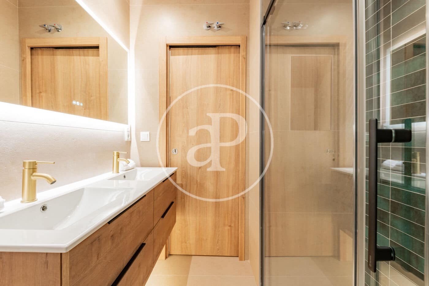 Apartamento de 3 habitaciones en Madrid ciudad en venta - 675.000 € (Ref: 9719968)