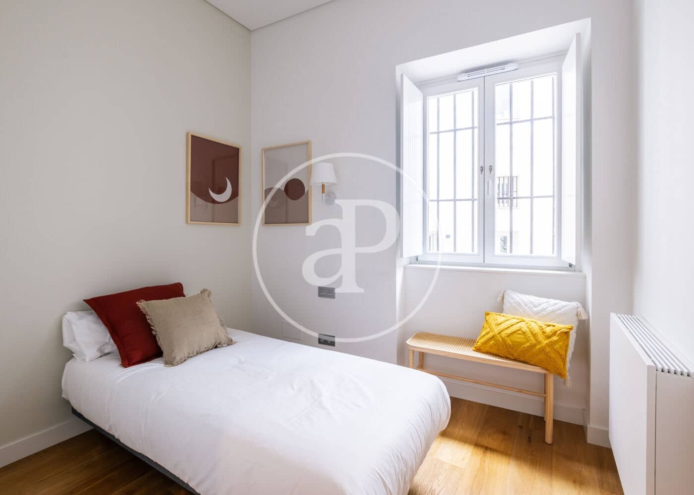 3 quarto Apartamento para arrendar em Madrid cidade - 4 000 € (Ref: 9719970)