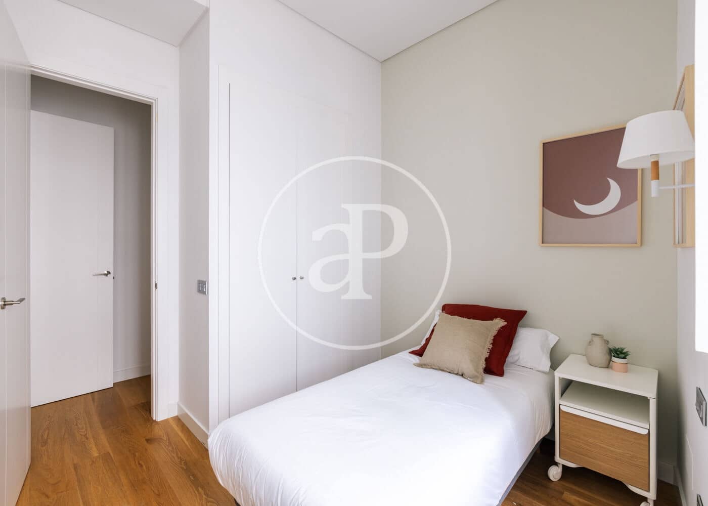 3 quarto Apartamento para arrendar em Madrid cidade - 4 000 € (Ref: 9719970)