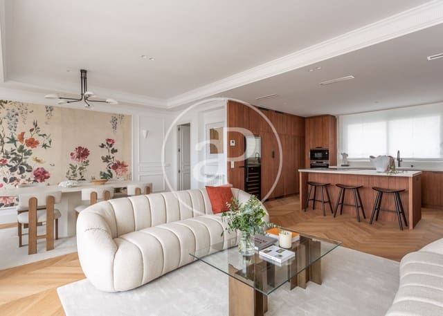 3 sovrum Lägenhet till salu i Almagro, Madrid stad - 2 900 000 € (Ref: 9719972)