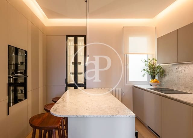 2 Zimmer Apartment zu verkaufen in Almagro, Madrid Stadt - 1.300.000 € (Ref: 9719975)