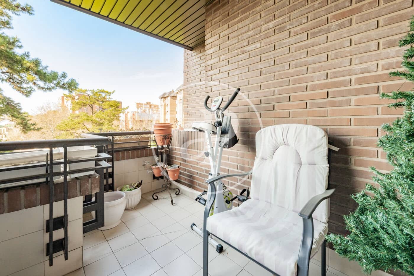 5 sovrum Lägenhet till salu i Madrid stad med pool - 1 490 000 € (Ref: 9719976)