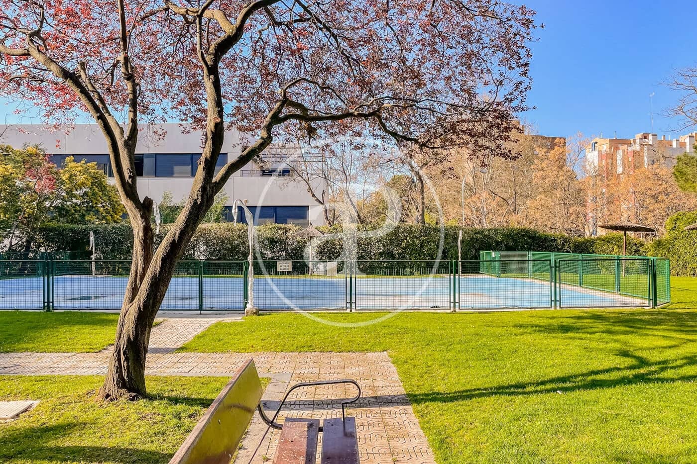 5 sovrum Lägenhet till salu i Madrid stad med pool - 1 490 000 € (Ref: 9719976)