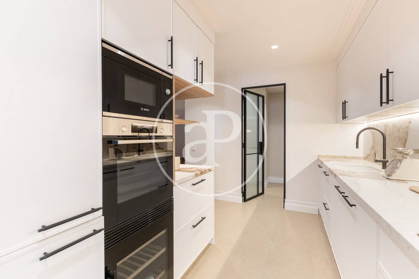 3 slaapkamer Appartement te koop in Madrid stad - € 2.360.000 (Ref: 9719978)