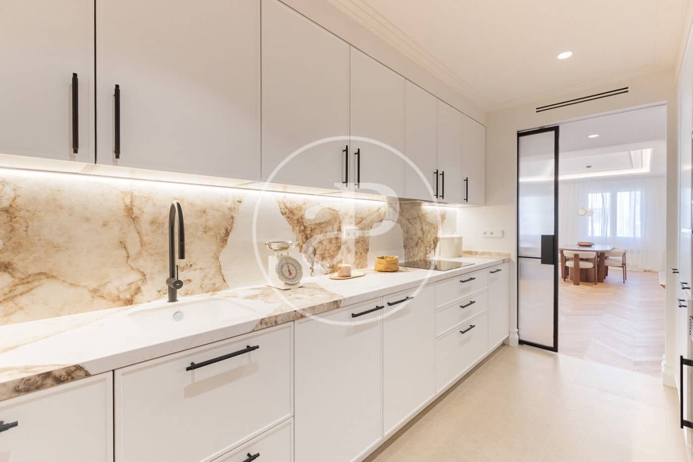 3 slaapkamer Appartement te koop in Madrid stad - € 2.360.000 (Ref: 9719978)