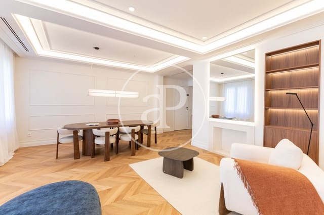 3 slaapkamer Appartement te koop in Almagro, Madrid stad - € 2.360.000 (Ref: 9719978)