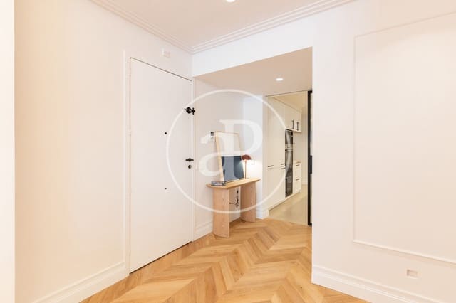 3 slaapkamer Appartement te koop in Almagro, Madrid stad - € 2.360.000 (Ref: 9719978)