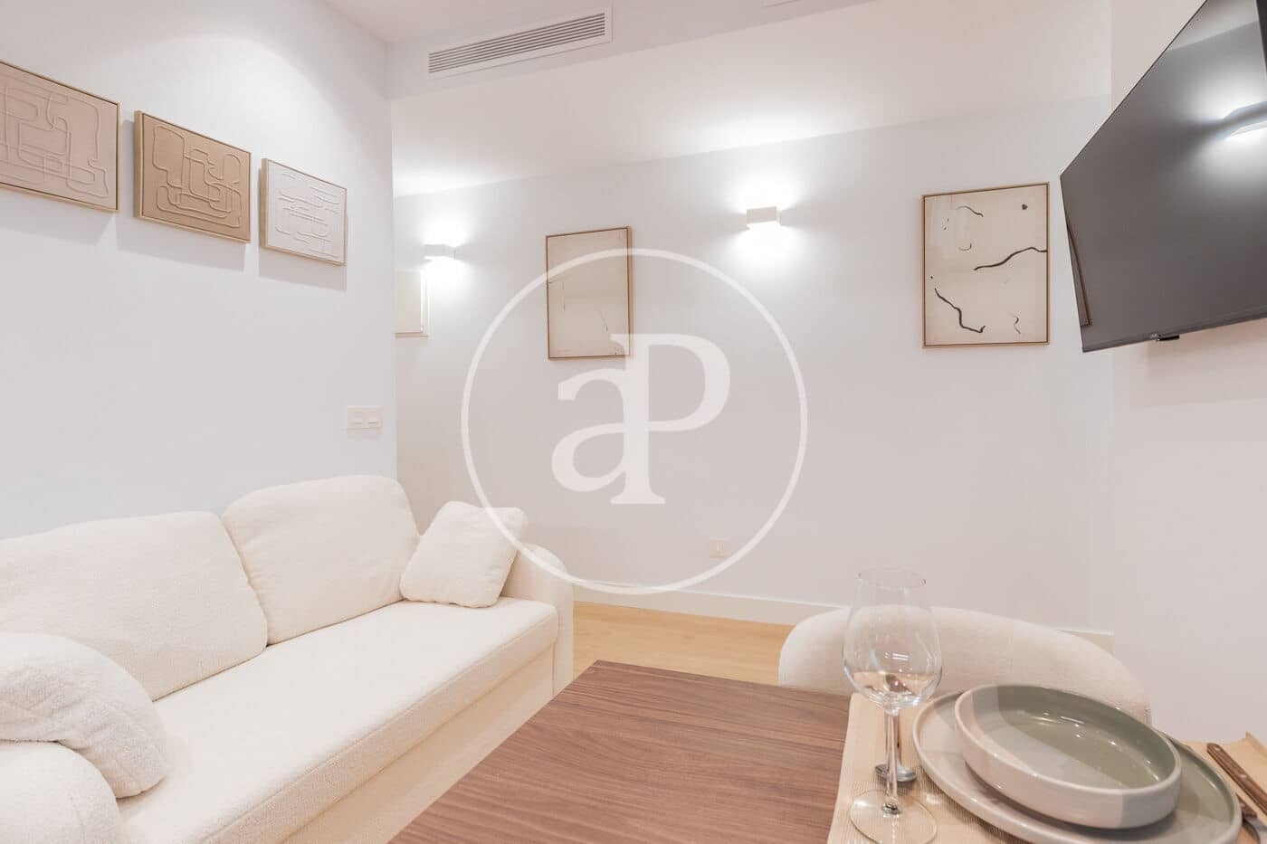 2 makuuhuone Huoneisto vuokrattavana paikassa Madrid kaupunki - 1 500 € (Ref: 9721712)