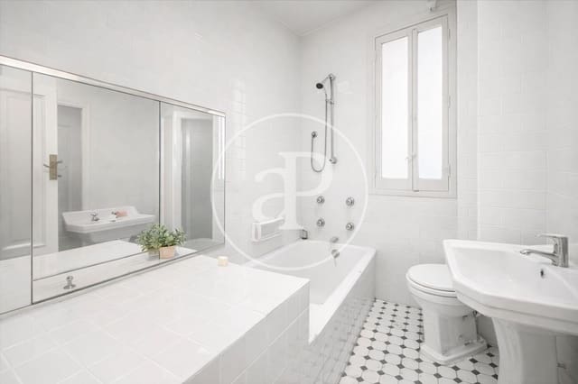 Apartamento de 3 habitaciones en Argüelles, Madrid ciudad en venta - 396.000 € (Ref: 9721713)