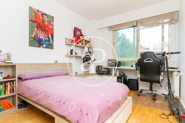 4 slaapkamer Appartement te huur in Pozuelo de Alarcón met zwembad - € 3.350 (Ref: 9721714)