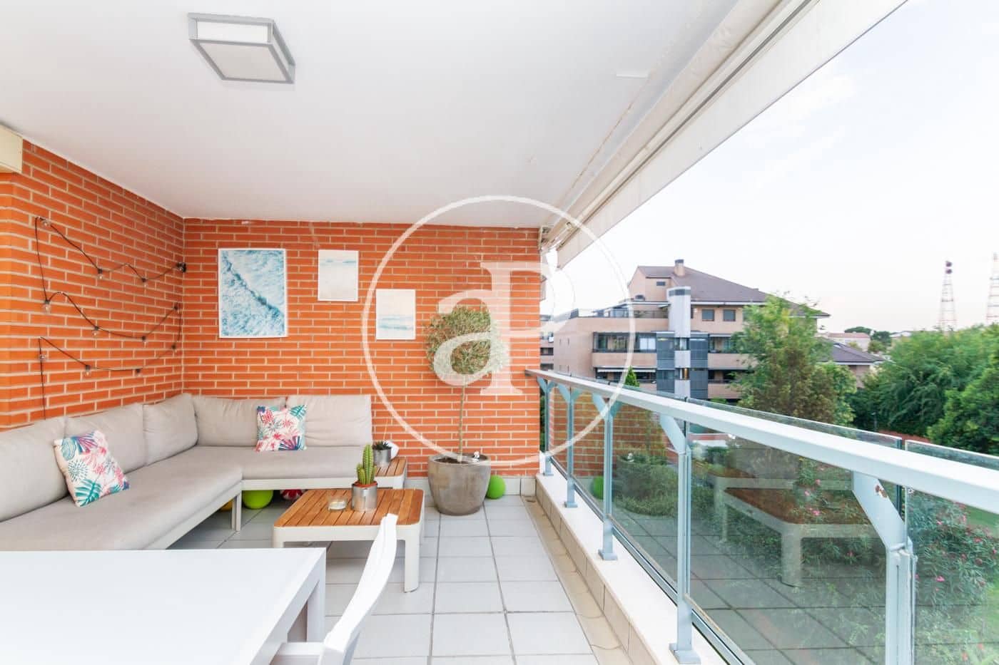 4 bedroom Apartment for rent in Pozuelo de Alarcon with pool - € 3,350 (Ref: 9721714)