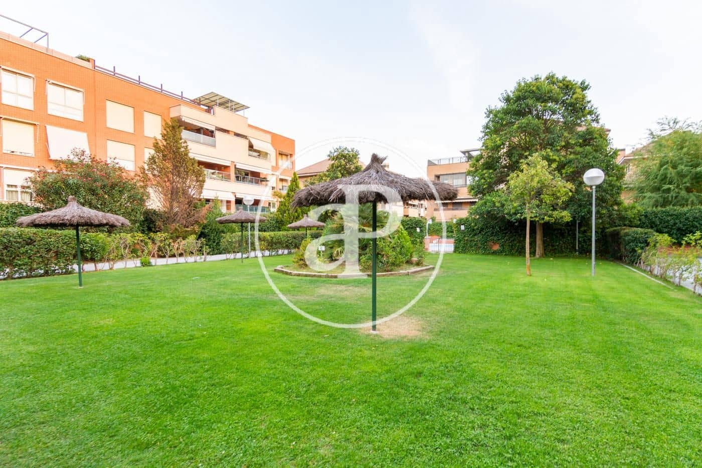 4 bedroom Apartment for rent in Pozuelo de Alarcon with pool - € 3,350 (Ref: 9721714)