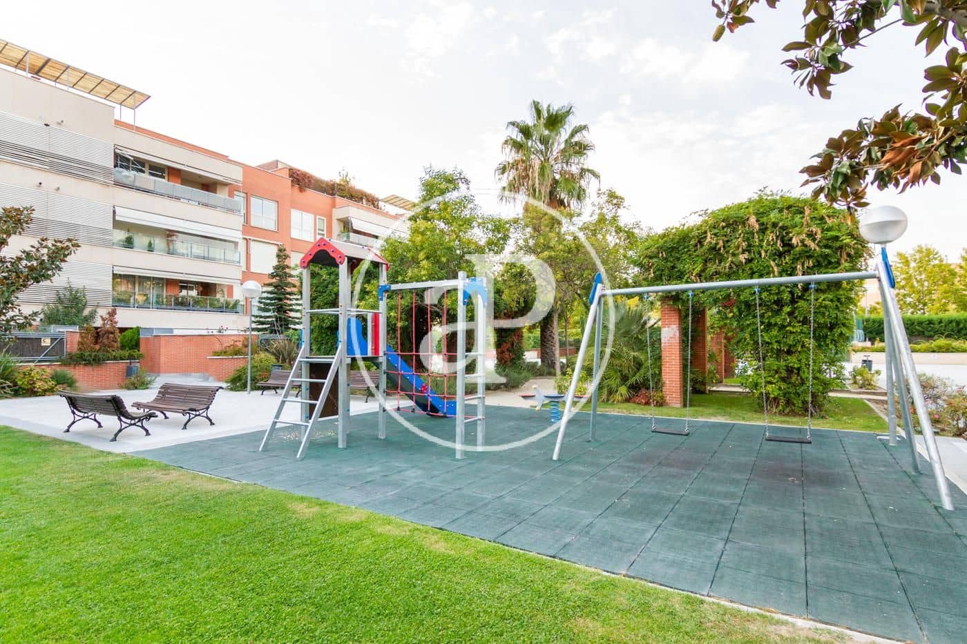 4 bedroom Apartment for rent in Pozuelo de Alarcon with pool - € 3,350 (Ref: 9721714)