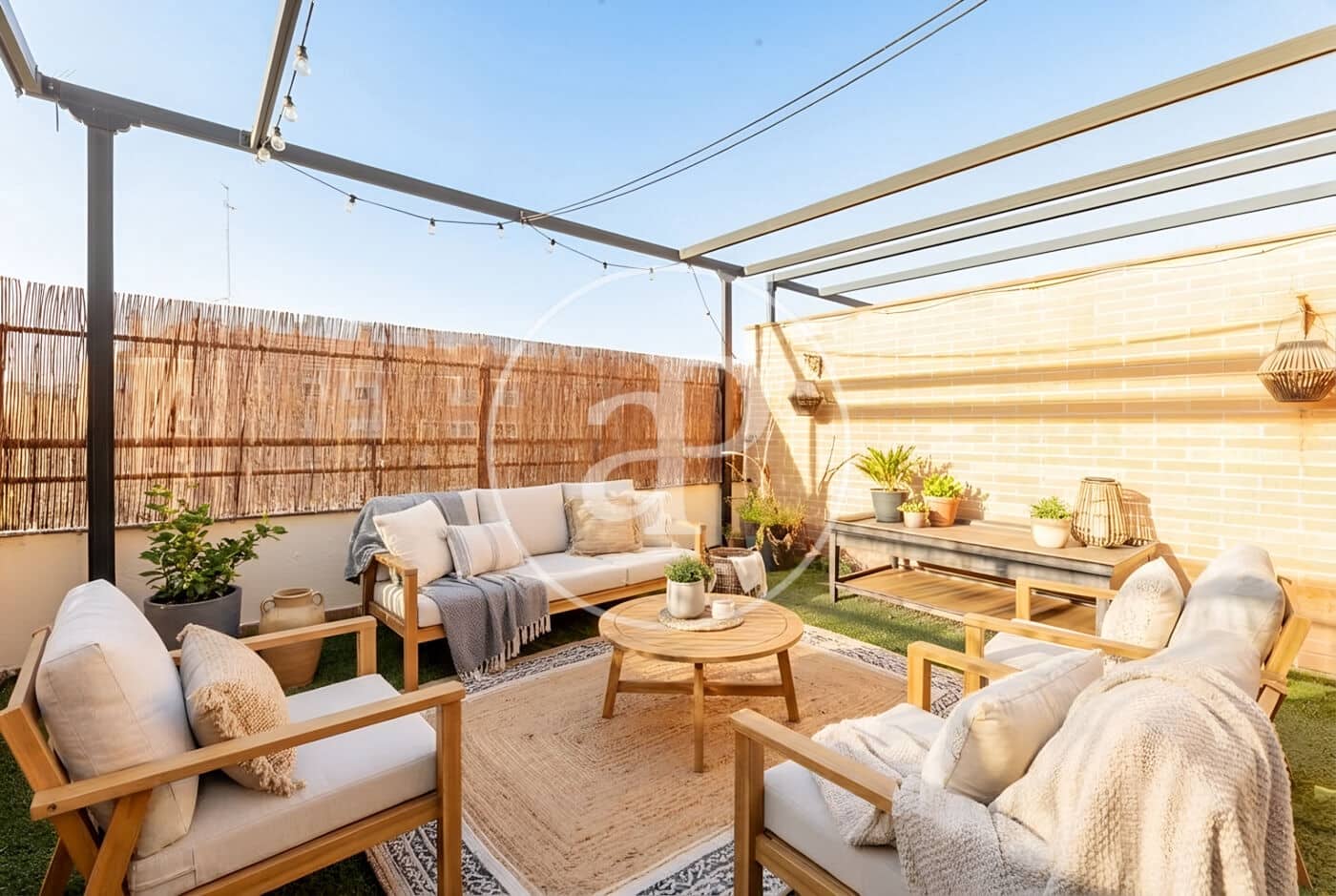 3 soveværelse Lejlighed til salg i La Moraleja med swimmingpool - € 900.000 (Ref: 9721715)