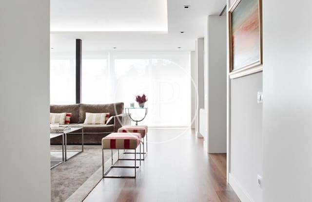 5 soveværelse Villa til salg i Fuente del Fresno, San Sebastián de los Reyes med swimmingpool - € 1.695.000 (Ref: 9726648)