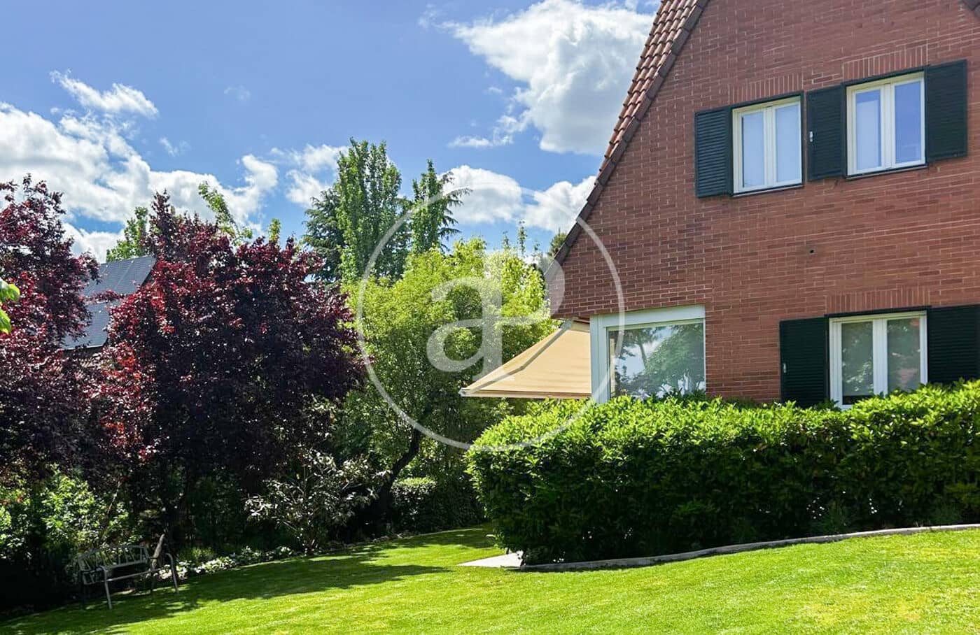 5 soveværelse Villa til salg i San Sebastian de los Reyes med swimmingpool - € 1.695.000 (Ref: 9726648)