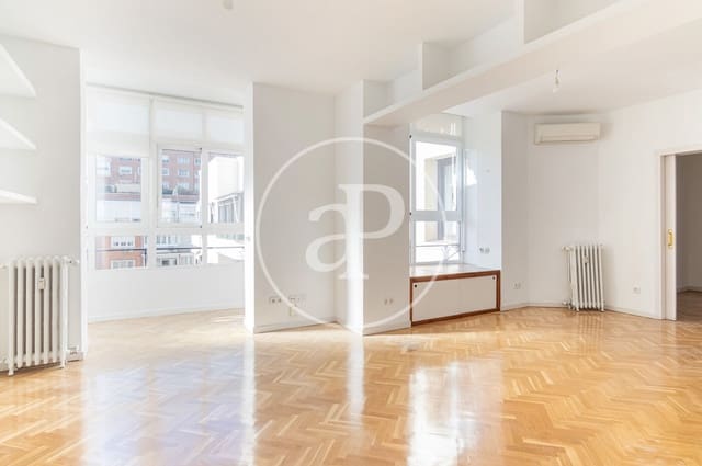 Appartement de 3 chambres à louer à Goya, Madrid ville - 2 700 € (Ref: 9726649)