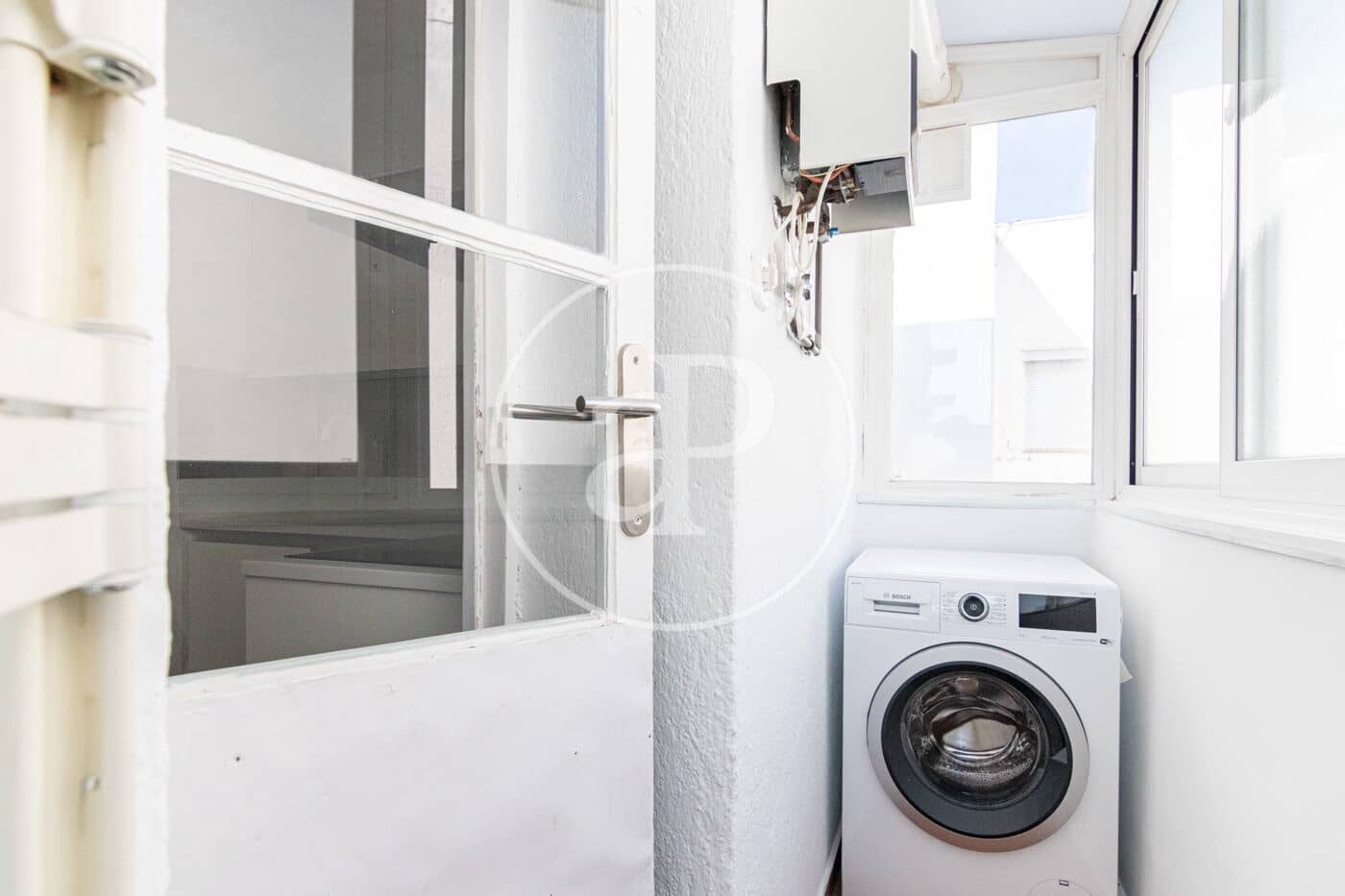 3 soverom Leilighet til leie i Madrid by - € 2 700 (Ref: 9726649)