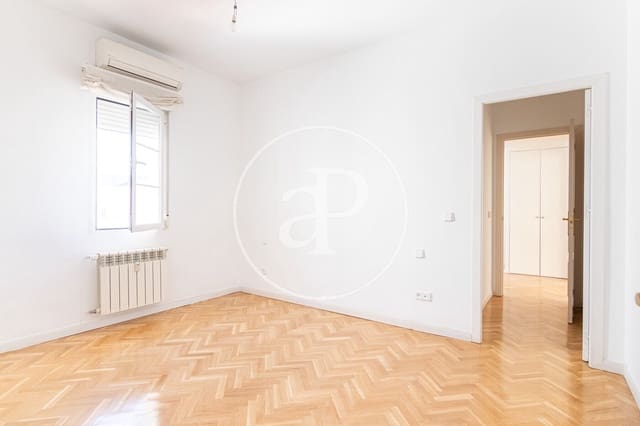 Appartement de 3 chambres à louer à Goya, Madrid ville - 2 700 € (Ref: 9726649)