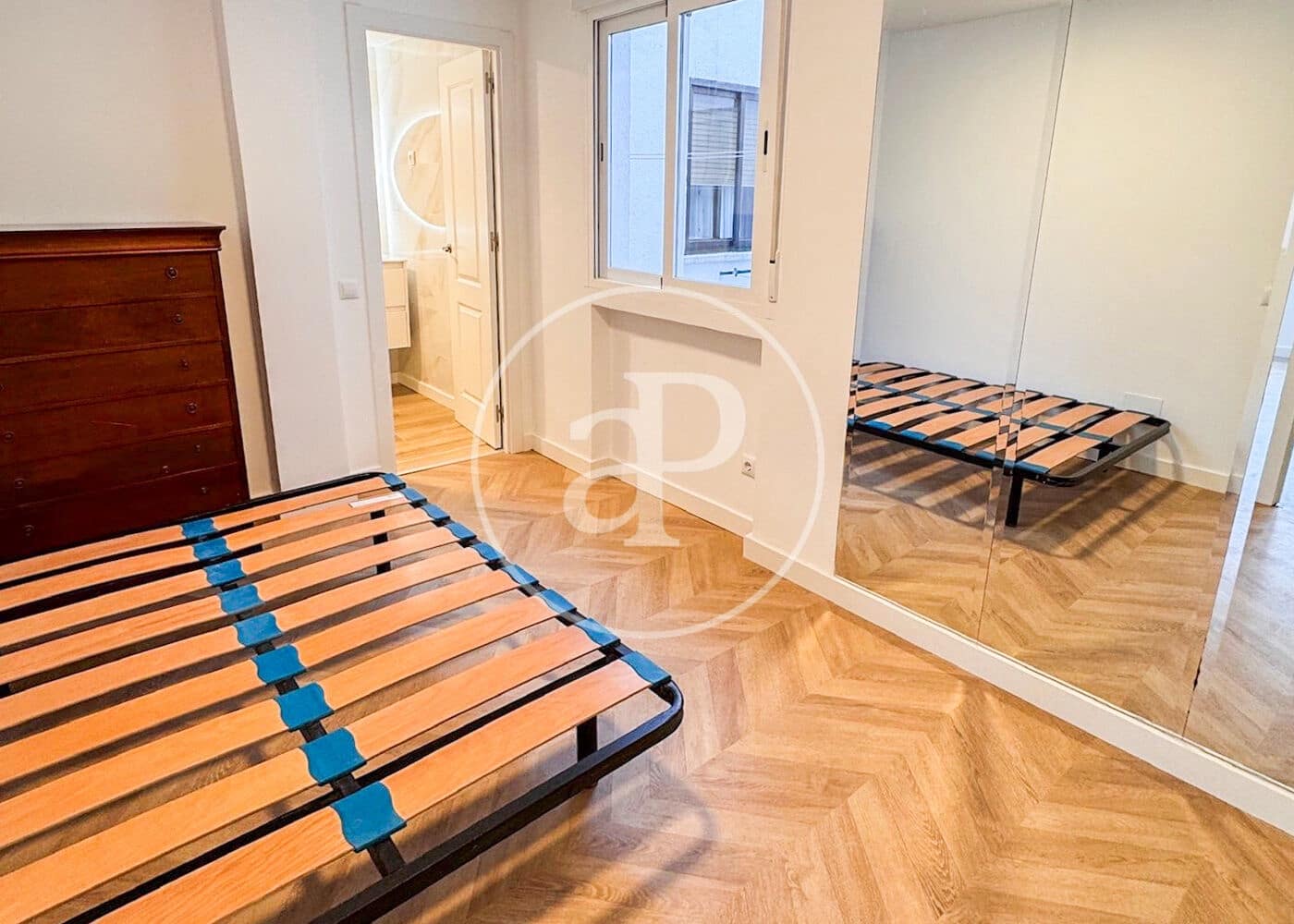 1 sypialnia Apartament do wynajęcia w Miasto Madryt - 1 350 € (Ref: 9726650)