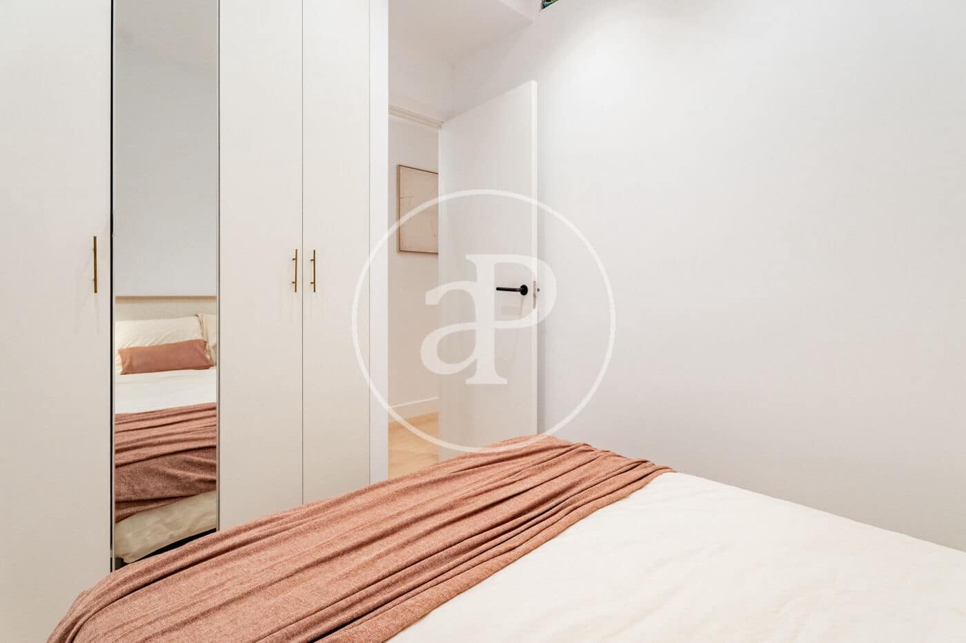 2 bedroom Apartment for sale in Madrid city - € 545,000 (Ref: 9726651)