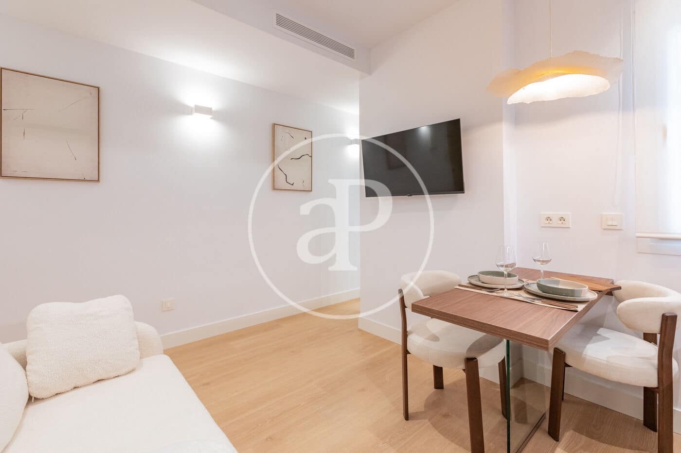 2 bedroom Apartment for sale in Madrid city - € 545,000 (Ref: 9726651)