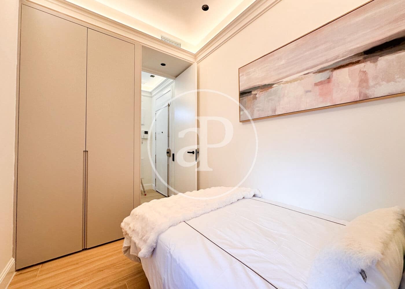 2 bedroom Apartment for sale in Madrid city - € 850,000 (Ref: 9732126)