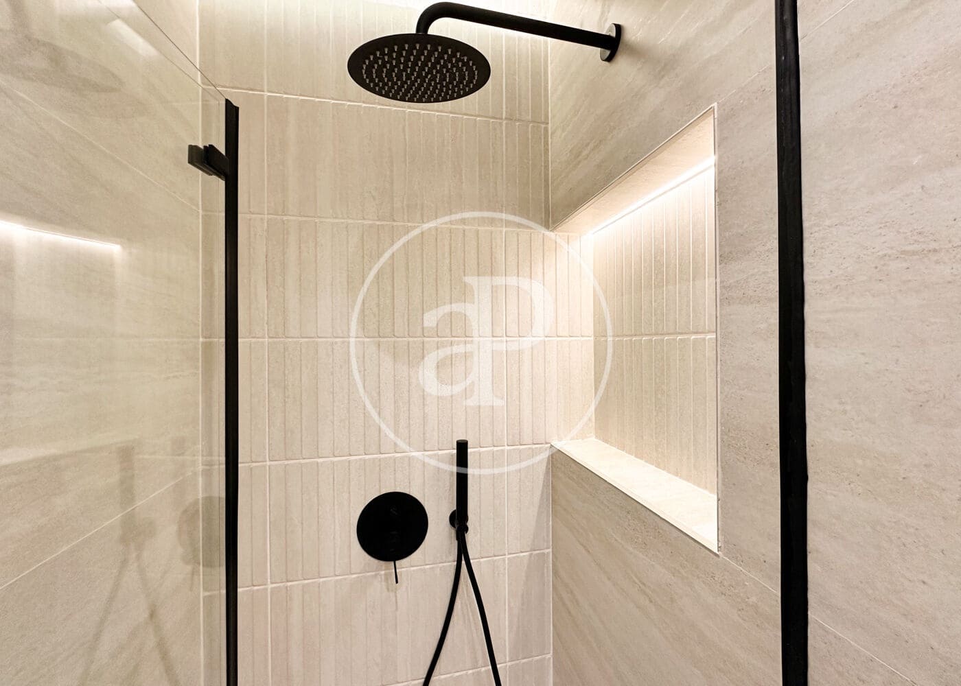 2 bedroom Apartment for sale in Madrid city - € 850,000 (Ref: 9732126)