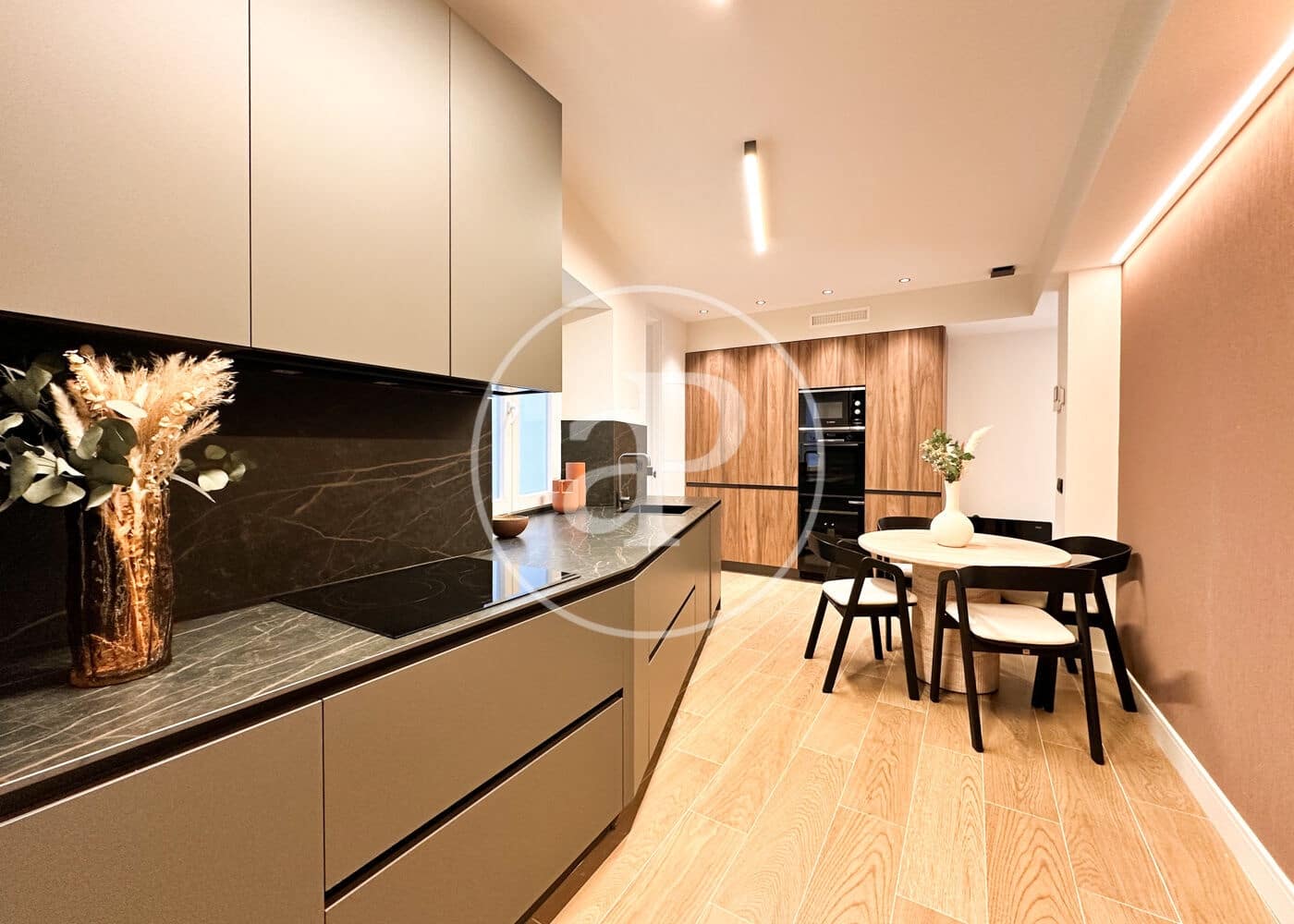 2 soveværelse Lejlighed til salg i Madrid by - € 1.050.000 (Ref: 9732131)