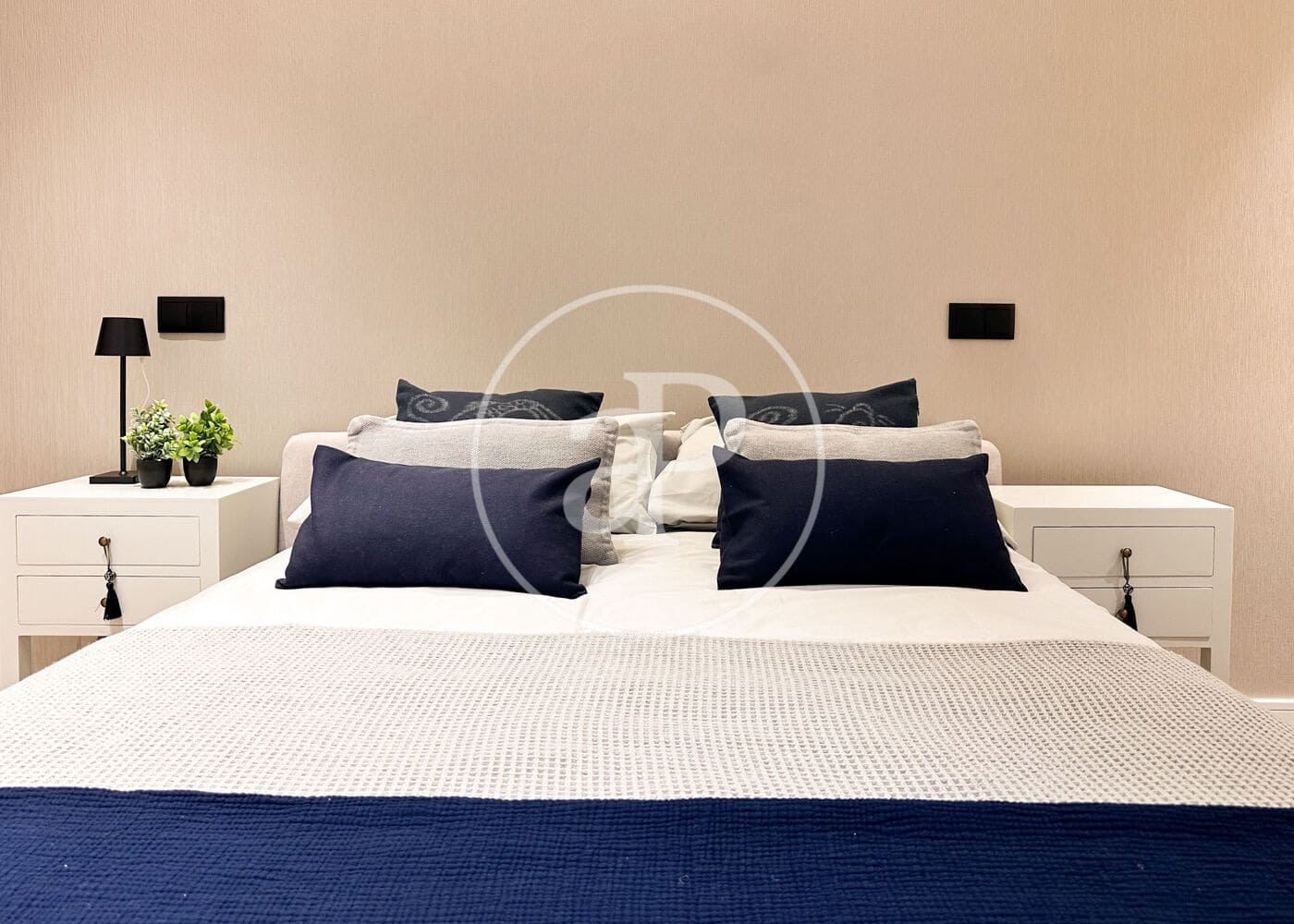 2 soveværelse Lejlighed til salg i Madrid by - € 1.050.000 (Ref: 9732131)