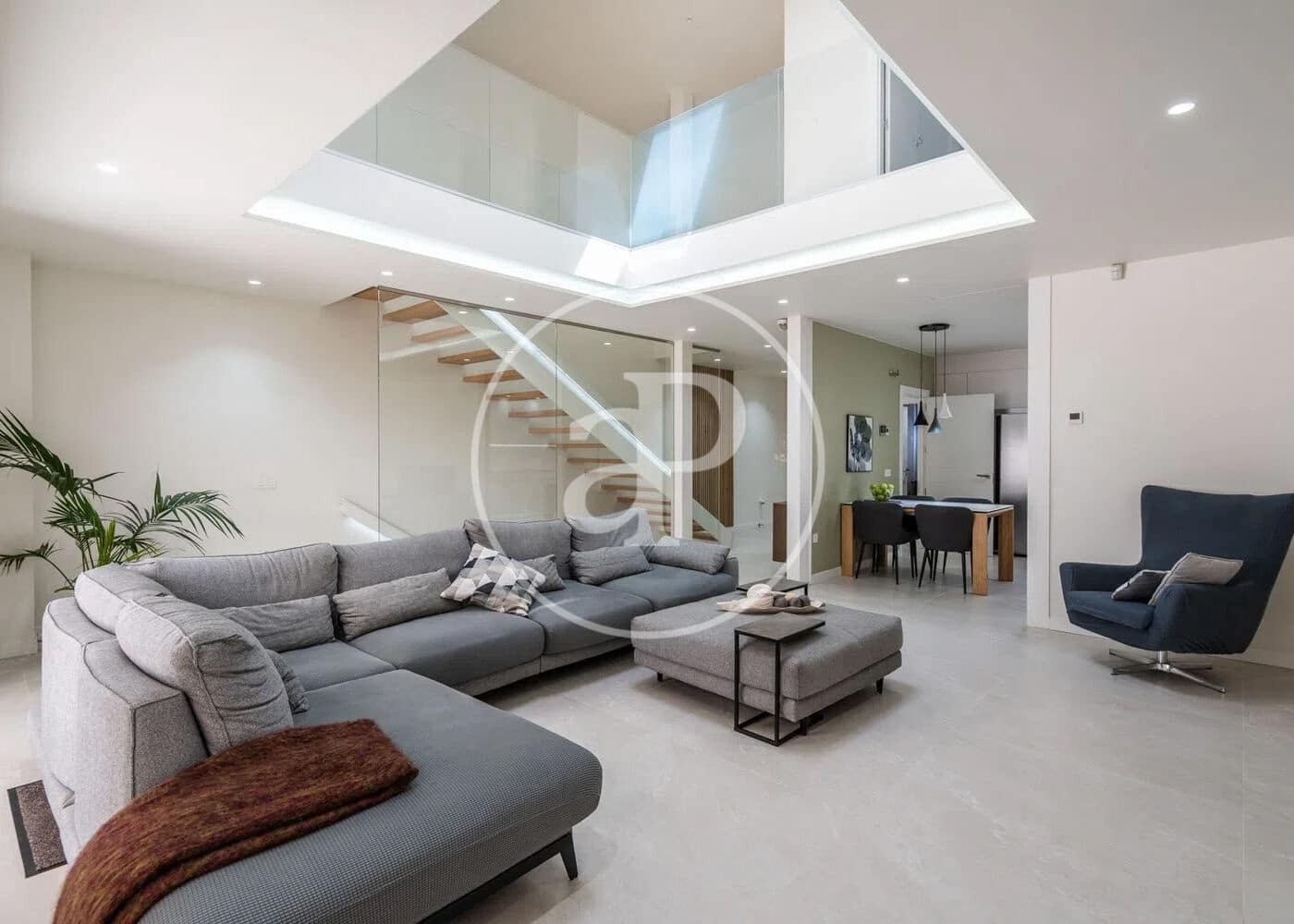 4 bedroom Villa for sale in Madrid city with pool - € 1,595,000 (Ref: 9732132)