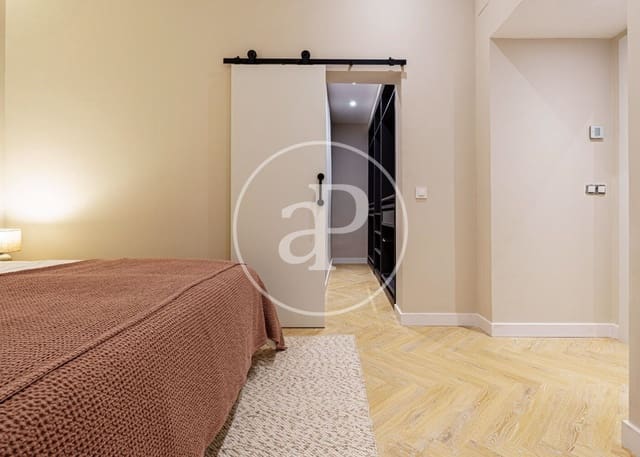 Apartamento de 3 habitaciones en Palacio, Madrid ciudad en venta - 995.000 € (Ref: 9732133)