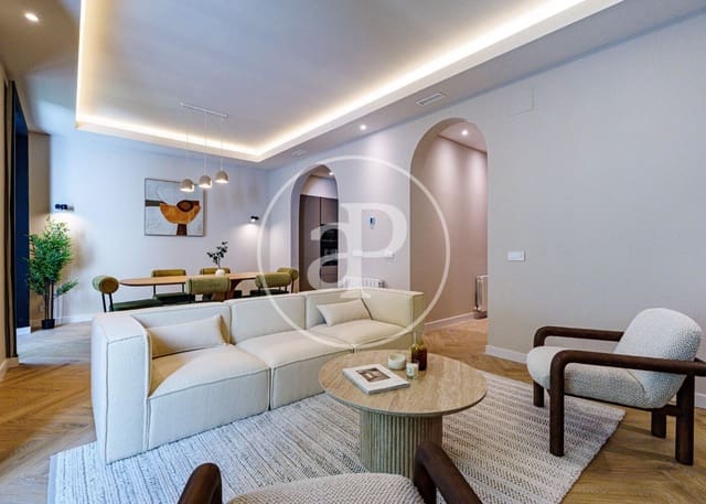 Apartamento de 3 habitaciones en Palacio, Madrid ciudad en venta - 995.000 € (Ref: 9732133)