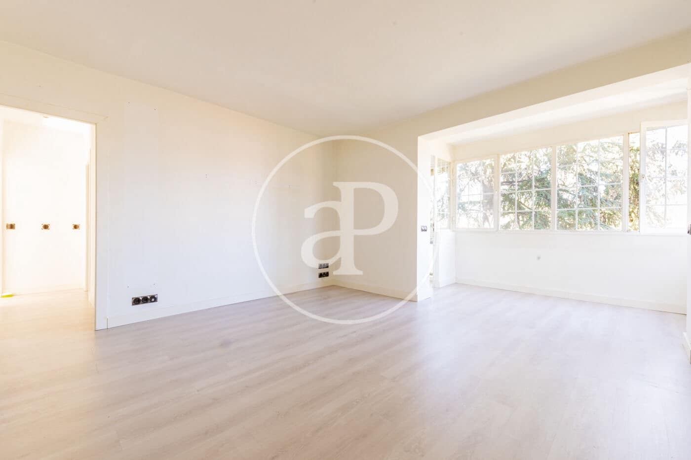 3 bedroom Apartment for sale in Madrid city with pool - € 629,000 (Ref: 9735594)